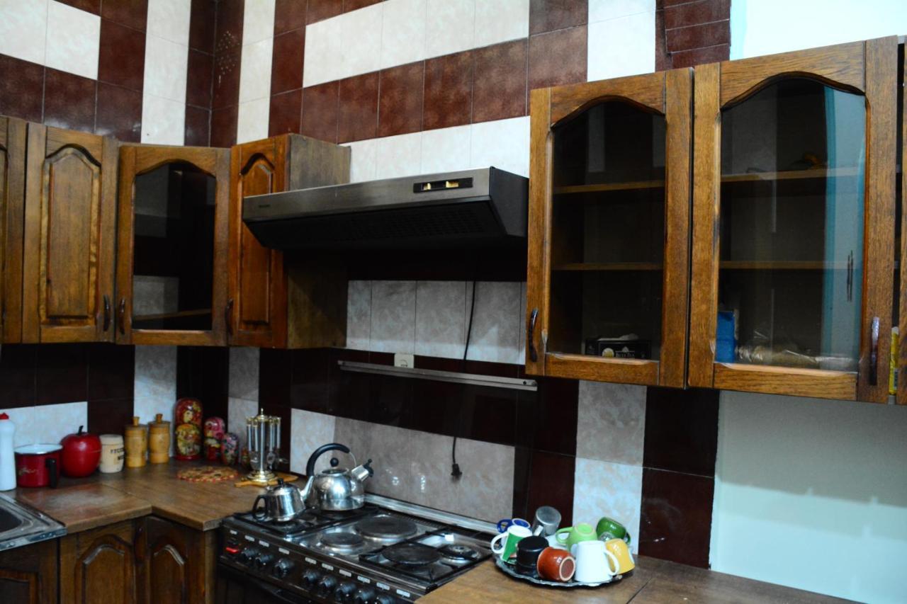 Flora Hostel Baku Zewnętrze zdjęcie