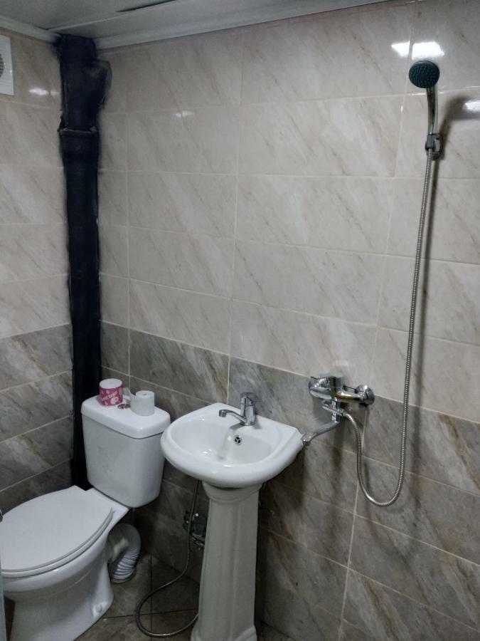 Flora Hostel Baku Zewnętrze zdjęcie