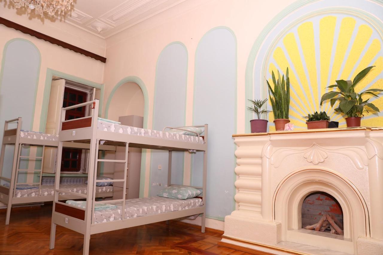 Flora Hostel Baku Zewnętrze zdjęcie
