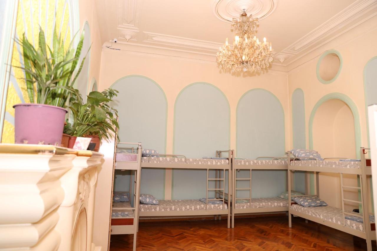 Flora Hostel Baku Zewnętrze zdjęcie